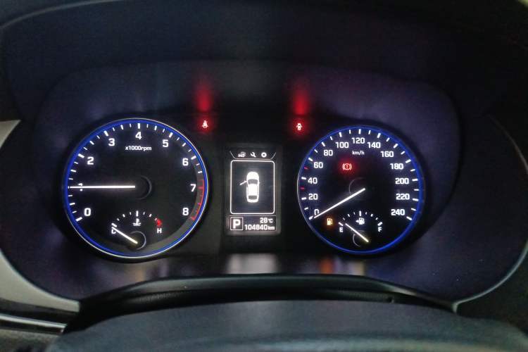 Used Hyundai Mistra 2014 1.8L Automatic Smart GLS Instrument Cluster