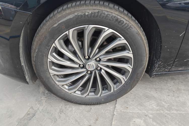 Used Buick LaCrosse 2024 28T Luxury Edition