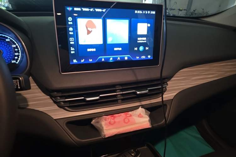 Used Hongqi E-QM5 2023 620km PLUS
