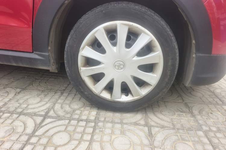 Used BAIC New Energy EC 2018 EC220 Standard Edition Right Front Wheel Hub