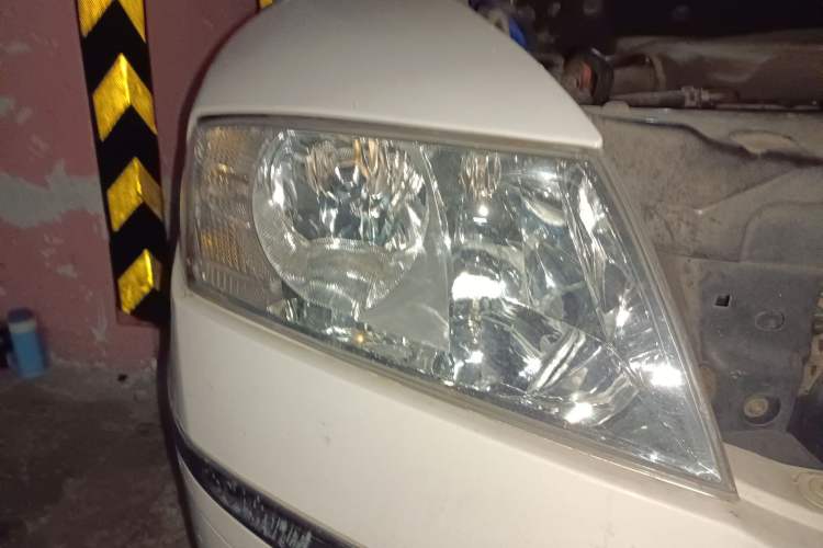 Used Skoda Octavia 2007 1.8T Automatic Elegance Edition Right Front Headlight