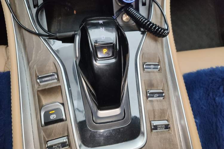 Used Landian E5 2023 1.5L DE-i 100KM Comfort Edition 7-Seater