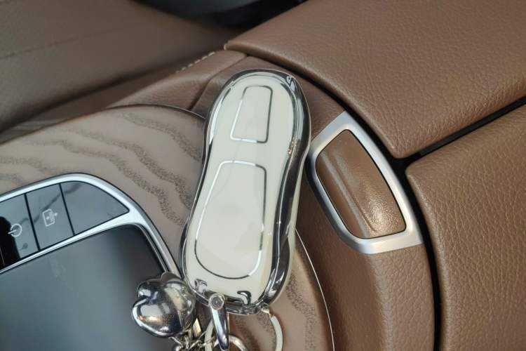 Used Mercedes-Benz E-Class 2021 E 300 L Luxury Model Vehicle Key