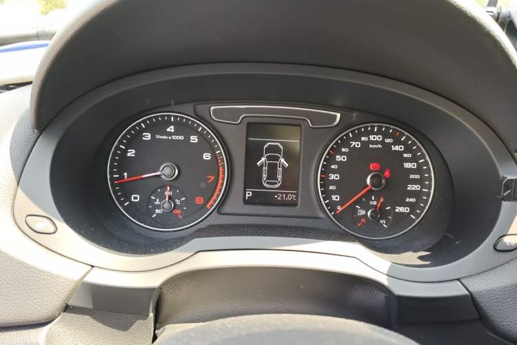 Used Audi Q3 2018 30th Anniversary Edition 30 TFSI Fashion Model
