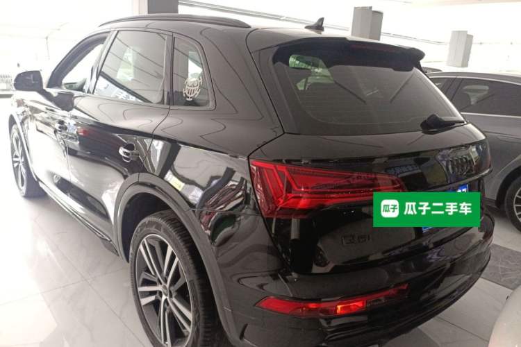 Used Audi Q5L 2022 40T Fashionable and Dynamic Model Rear Left 45 Deg