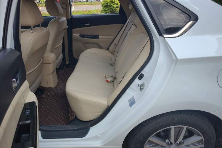 Used CHANGAN Eado 2015 1.6L Manual Luxury Model China V Standard Left Rear Seat