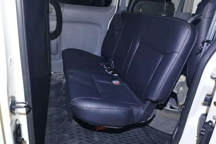 Used Nissan NV200 2011 1.6L 223 Seats Deluxe Version Left Rear Seat