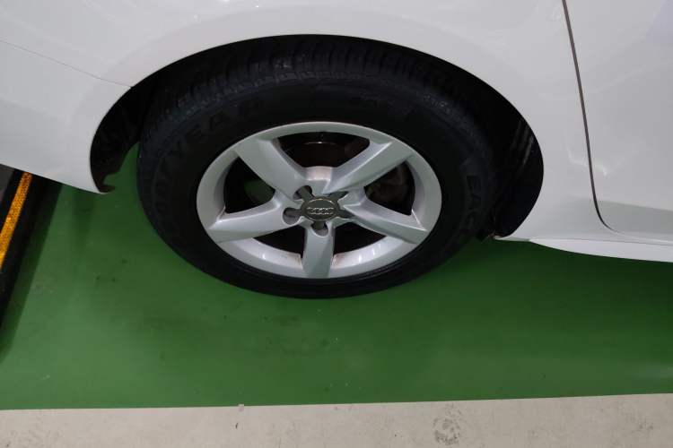 Used Audi A4L 2016 30 TFSI Collector's Edition Automatic Comfort Model