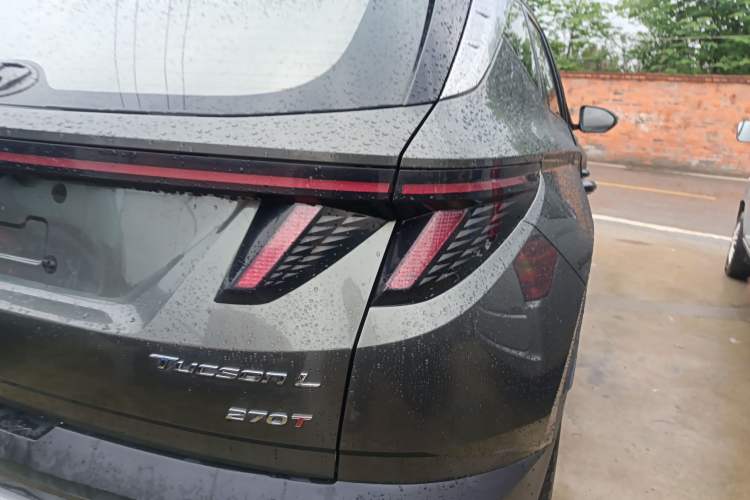 Used Hyundai Tucson 2023 Tucson L 1.5T Automatic Two-Wheel Drive GLX Elite Edition Right Rear Taillight