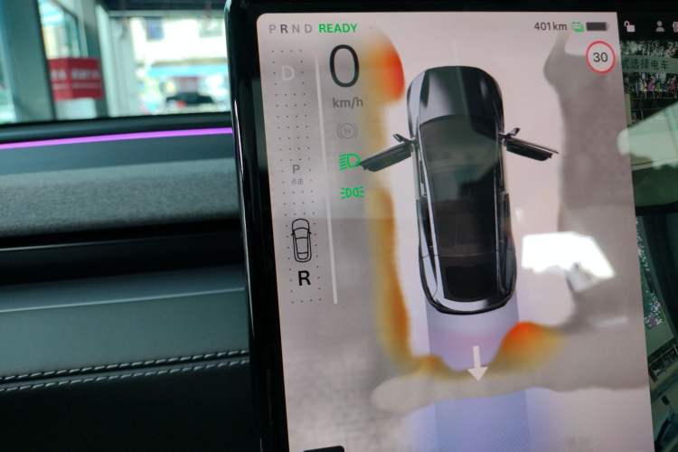 Used Tesla Model Y 2025 Rear-Wheel-Drive Version
