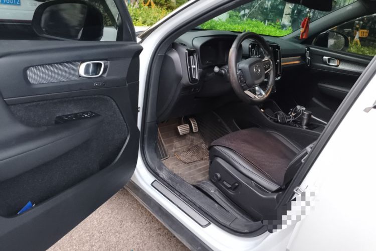 Used Volvo XC40 2020 T4 Four-Wheel Drive Smart & Sporty Edition