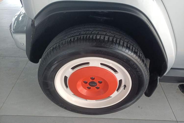 Used iCAR V23 2025 401 Two-Wheel Drive Intelligent Driving Version
