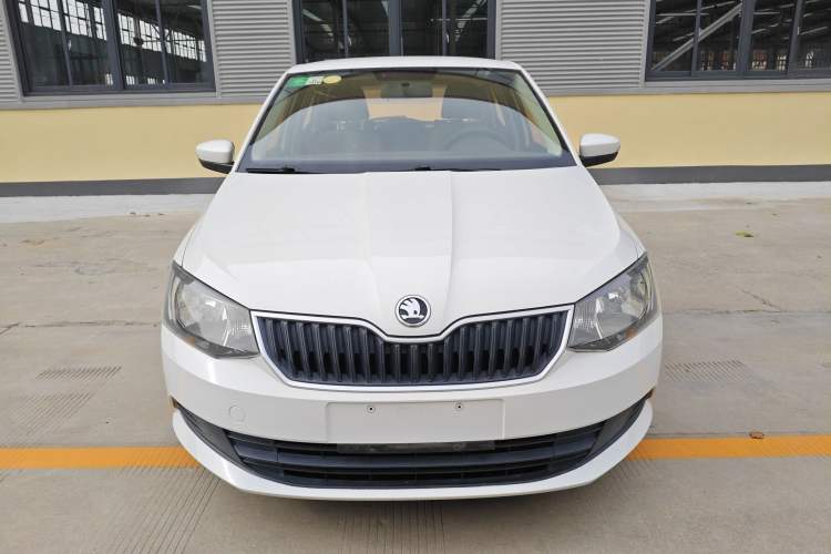 Used Skoda Fabia 2016 1.4L Automatic Car Enjoy Edition