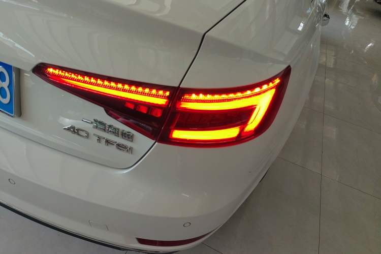 Used Audi A4L 2018 30th Anniversary Edition 40 TFSI Trendy Model