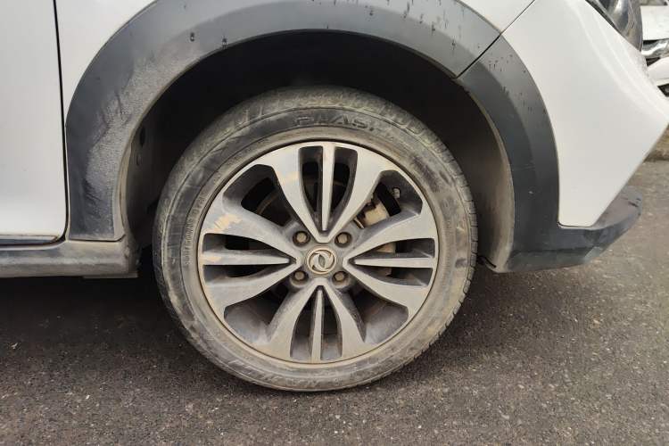 Used Dongfeng Aeolus AX3 2019 1.6L Manual Enjoyment Edition
