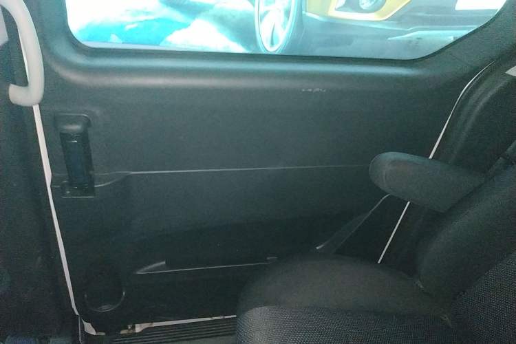 Used JAC Refine M4 2021 2.0L Manual Commercial Edition