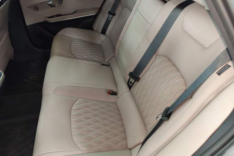 Used BYD Han 2025 DM-i Intelligent Driving Edition 125KM LiDAR Flagship Model