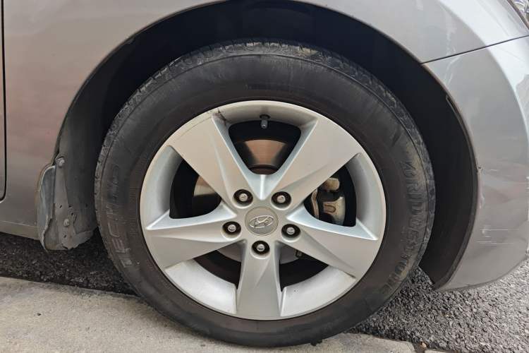 Used Hyundai Elantra (5th Generation / Langdong) 2012 1.6L Automatic Prestige Model