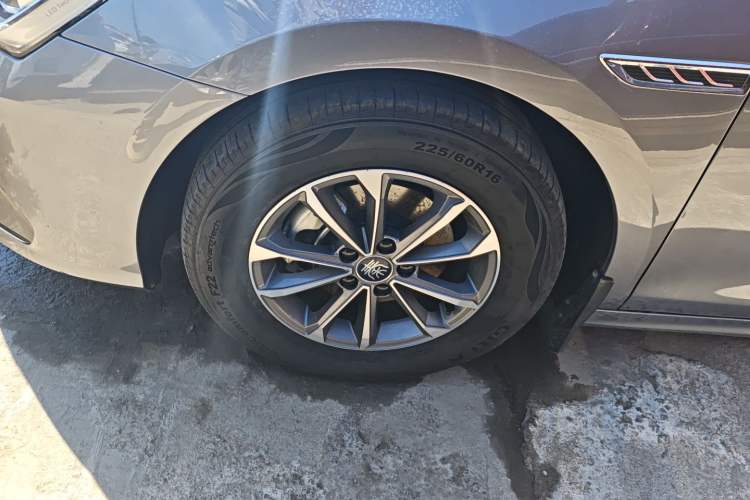 Used BYD Qin PLUS 2024 HONOR Edition DM-i 55KM Leading Model
