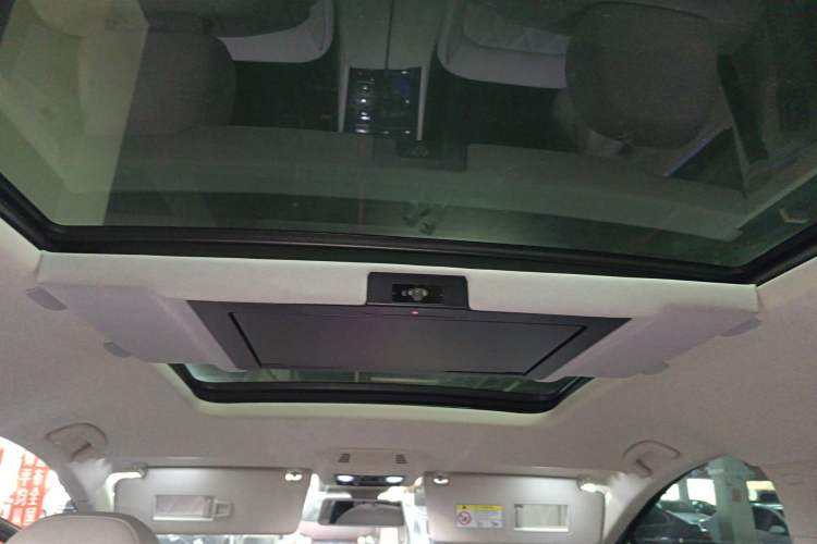 Used Volkswagen Viloran 2024 380TSI Premium Edition Headliner