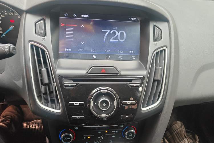 Used Ford Focus 2015 Hatchback 1.6L Automatic Fashion Edition