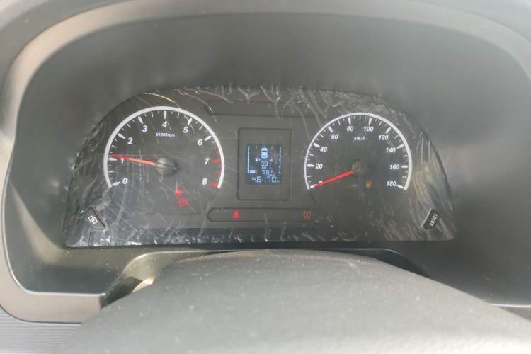 Used FORTHING Lingzhi 2022 M5 1.6L Practical Model 5 Seats Instrument Cluster