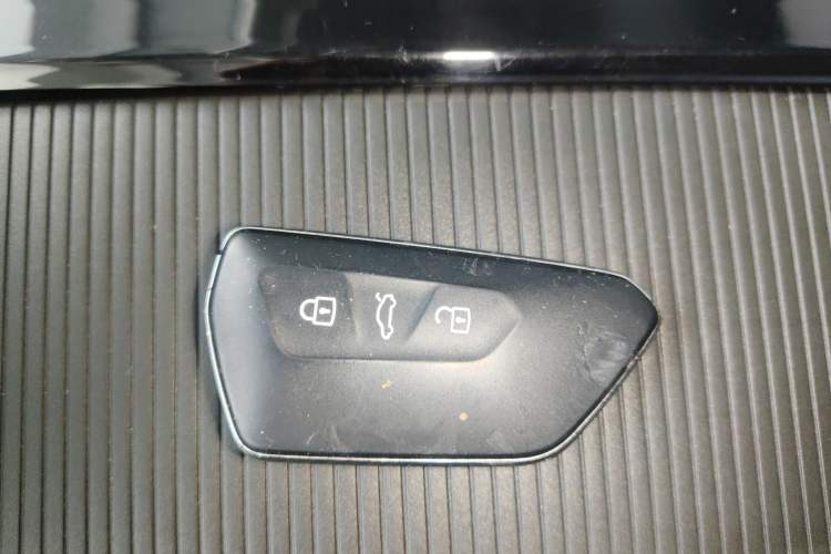 Used Volkswagen Viloran 2024 330TSI Business Edition Vehicle Key