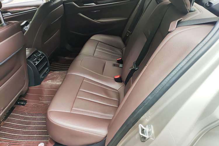 Used BMW 5 Series 2020 525Li Luxury Package