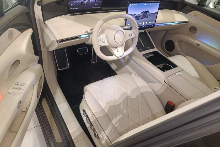 Used Hima Stelato S9 2024 All-Electric Ultra Four-Wheel-Drive Flagship Edition
