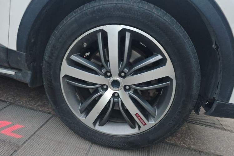 Used Haval H6 2017 Red-Label 2.0T Automatic Two-Wheel Drive Leading Edition
