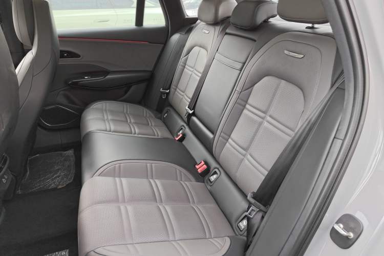 Used Hongqi EH7 2024 690 Pro Left Rear Seat