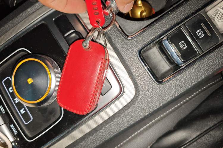 Used Roewe i6 New Energy 2017 45T Hybrid Connect & Smart Enjoyment Edition Vehicle Key