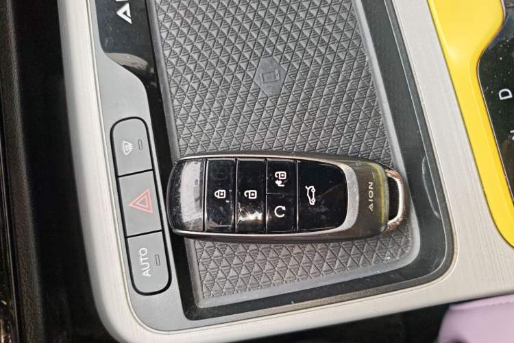 Used AION Y 2022 70 Enjoyment Edition Lithium Iron Phosphate Interior 1