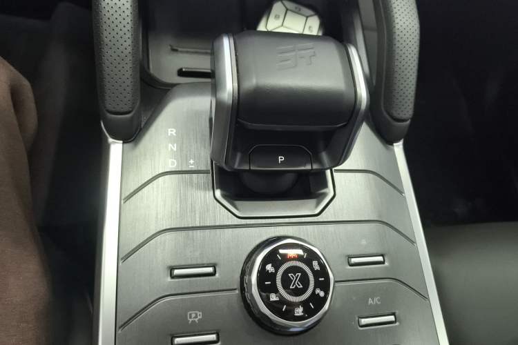 Used JETOUR Traveler 2023 2.0T All-Wheel-Drive CrossPRO