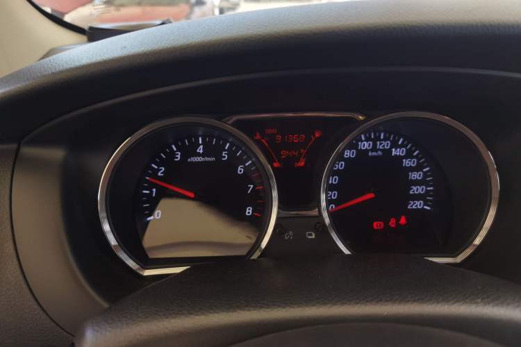 Used Nissan Livina 2013 Jingrui 1.6XL Manual Comfort Edition