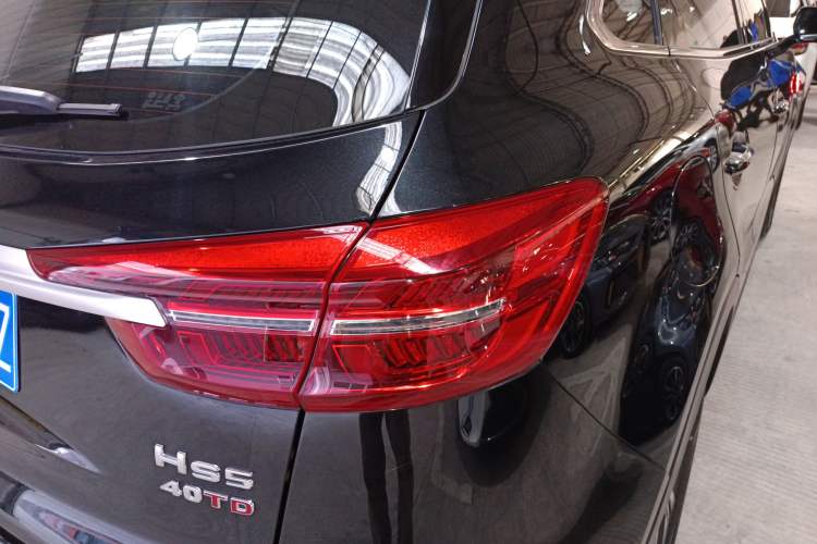 Used Hongqi HS5 2022 Revised Version 2.0T Smart Connect Flagship Edition