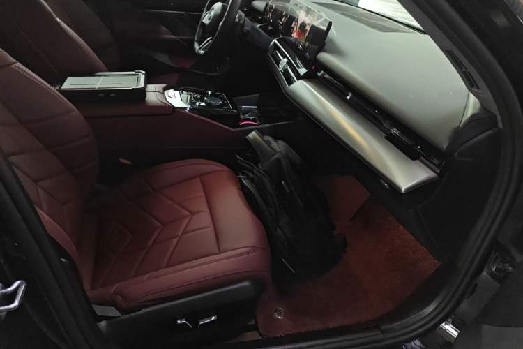 Used BMW 5 Series 2024 525Li M Sport Package
