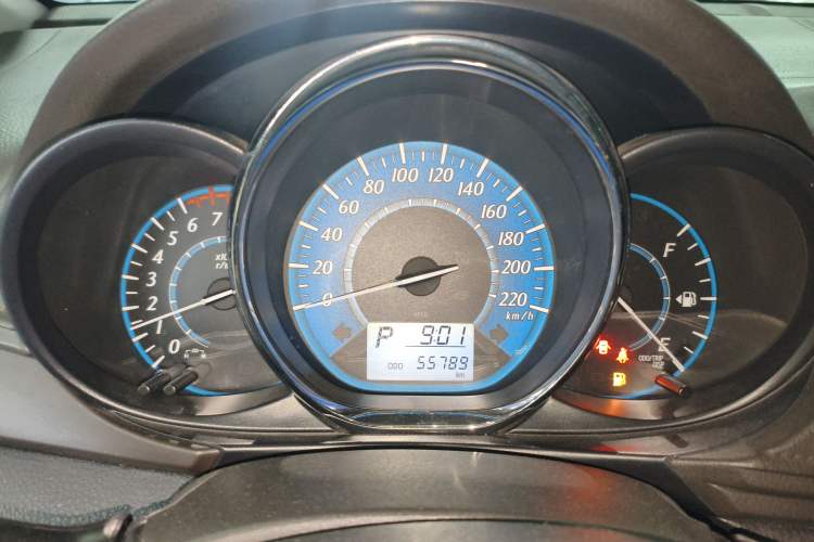 Used Toyota YARiS L Zhi Xuan 2015 1.5E Automatic Charm Edition