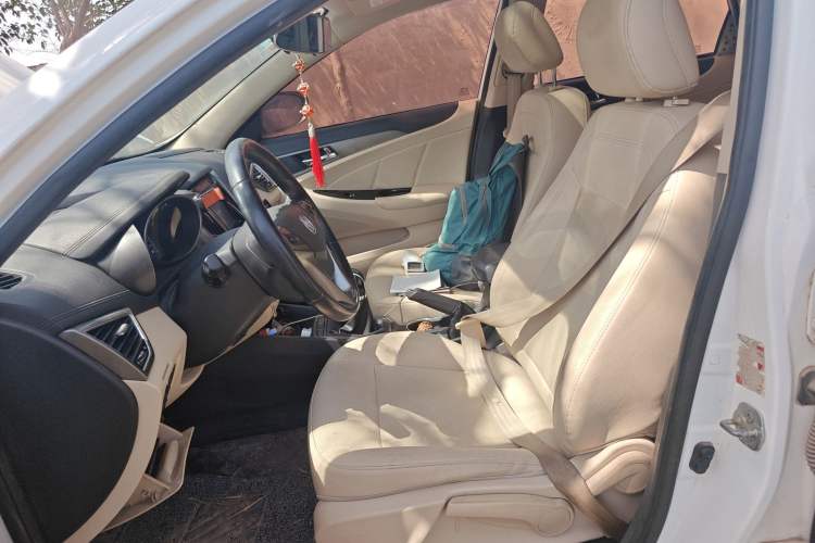 Used CHANGAN Eado 2016 1.6L Manual Fashion Edition
