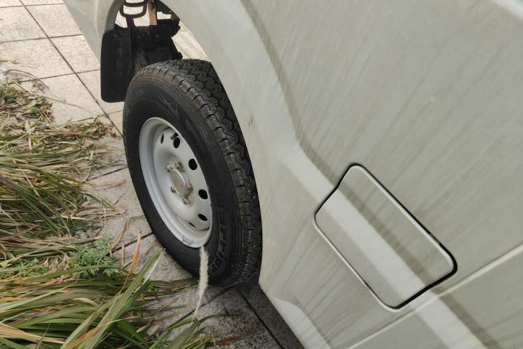 Used Dongfeng Yufeng EM27 2024 EM27L Eves Power 41.86 kWh
