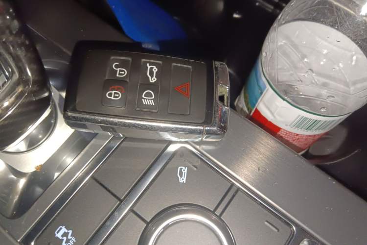 Used Land Rover Range Sport 2019 3.0 SC V6 Special Edition Vehicle Key