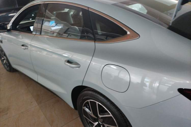 Used BYD Qin L 2025 DM-i Smart Drive 120KM Superior Model
