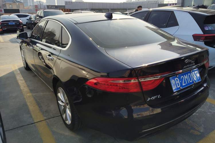 Used Jaguar XFL 2019 XFL 2.0T 250 PS Two-Wheel-Drive Luxury Edition
