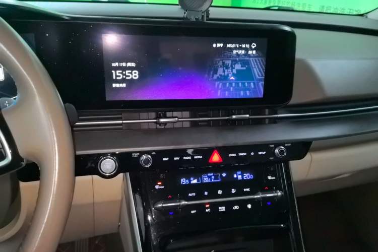 Used Kia Carnival 2021 2.0T Luxury Tech Edition
