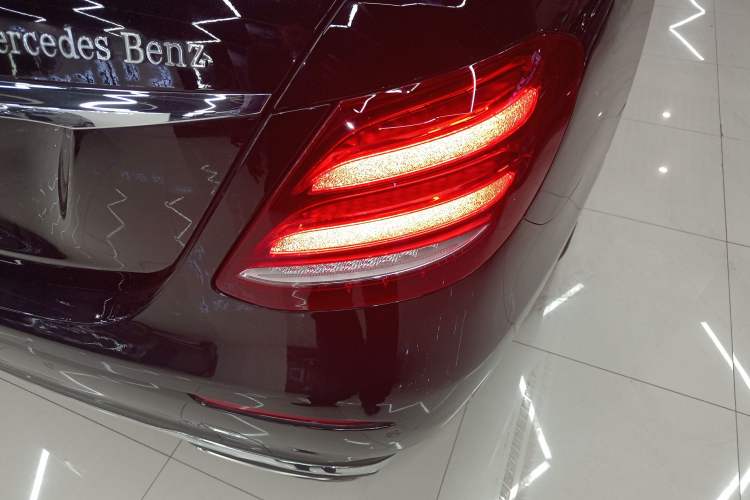 Used Mercedes-Benz E-Class 2019 E 200 L
