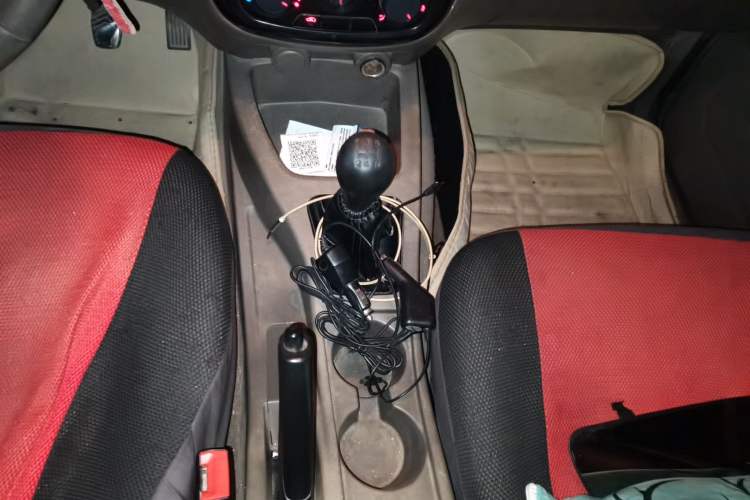 Used Wuling Rongguang V 2016 1.5L Practical Version Gear Lever