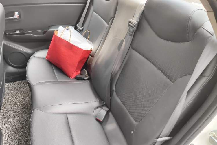 Used Kia K2 2012 Sedan 1.6L Automatic Transmission Premium Commemorative Edition
