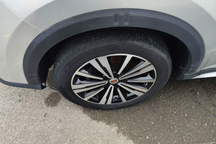 Used Roewe RX5 2020 20T Automatic 4G Connected Million Edition Left Front Wheel Hub