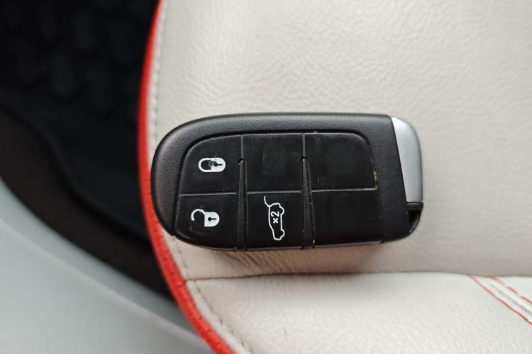 Used Jeep Renegade 2016 1.4T Automatic Smart Edition Vehicle Key