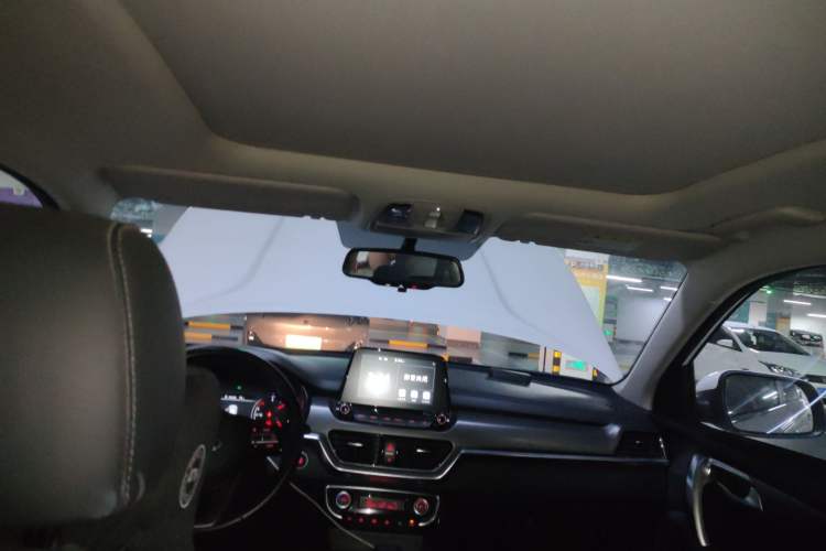 Used Kia Sportage R 2018 2.0L Automatic Smart Luxury Version China V Standard Headliner